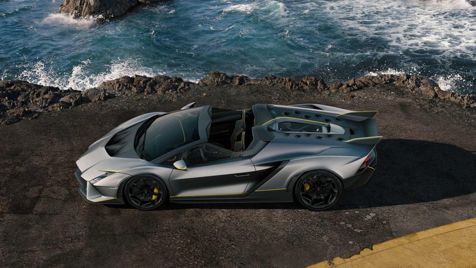 Lamborghini Invencible & Autentica: Οι τελευταίες με «καθαρόαιμο» V12