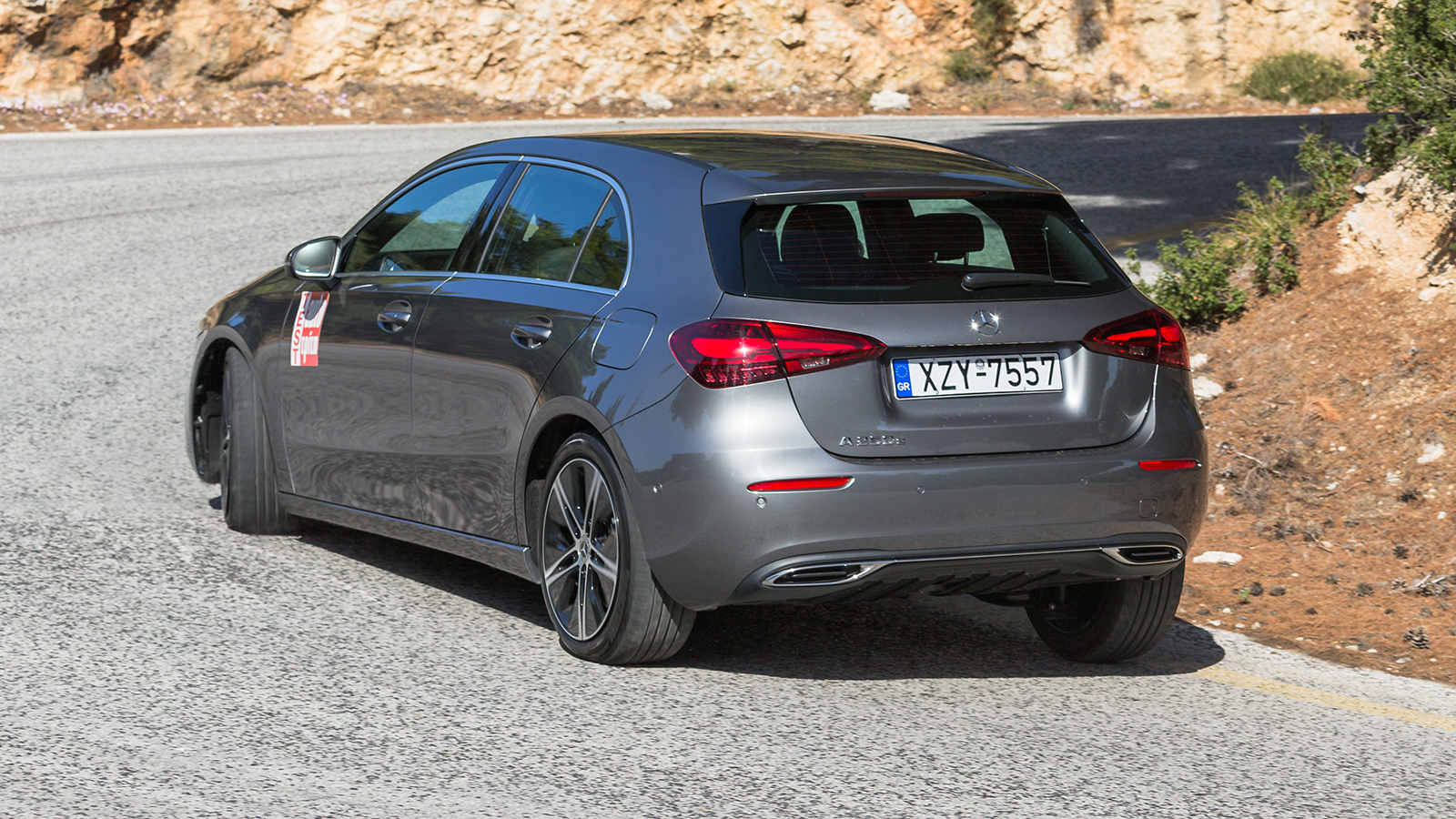 Ποια Mercedes με δόση 500-550 ευρώ; Mercedes Α-Class ή GLA 250 e; 