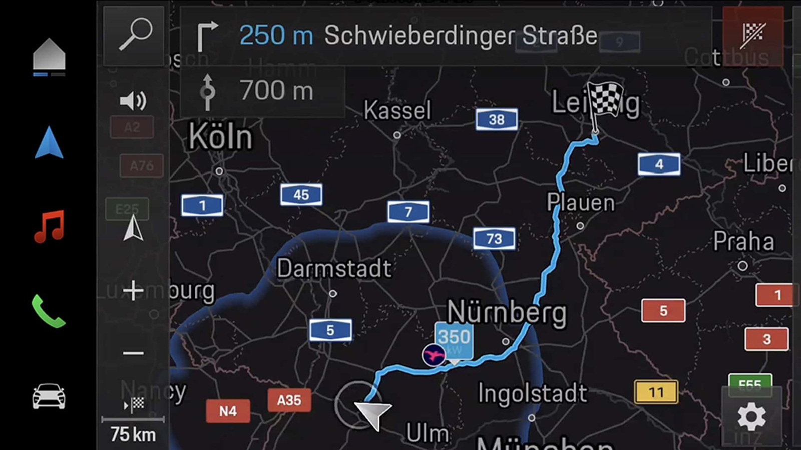 Με 3 ψηφιακές οθόνες και Heads Up Display η ηλεκτρική Porsche Macan