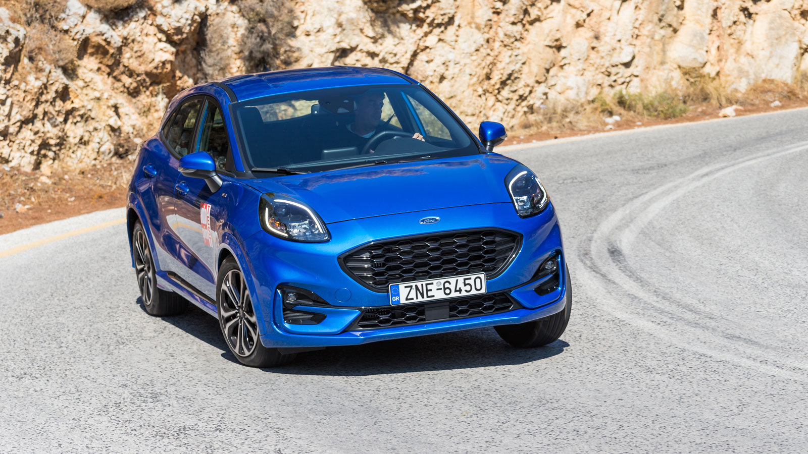 Το Ford Puma των 125 ίππων με το 6άρι χειροκίνητο κιβώτιο είναι το κορυφαίο ήπια υβριδικό μικρό SUV στην κατανάλωση στο ταξίδι, με 4 λτ./100 χλμ. κίνη