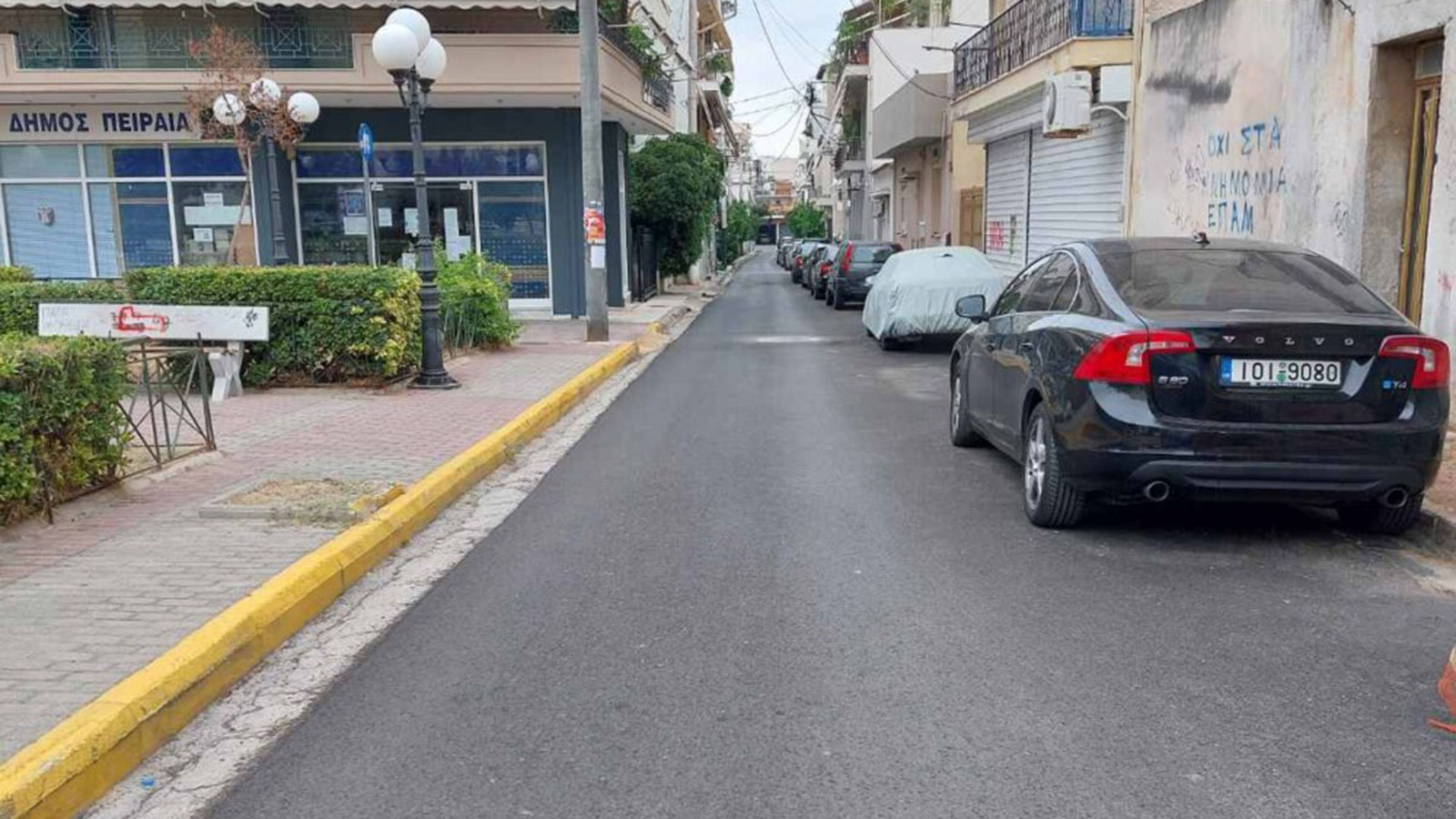 Συνεχίζονται οι ασφαλτοστρώσεις στον Πειραιά 