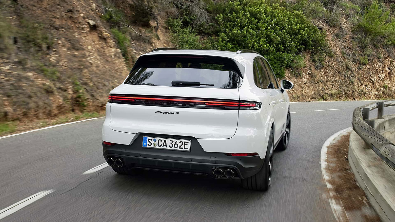 Νέα Porsche Cayenne S E-Hybrid με 519 άλογα!