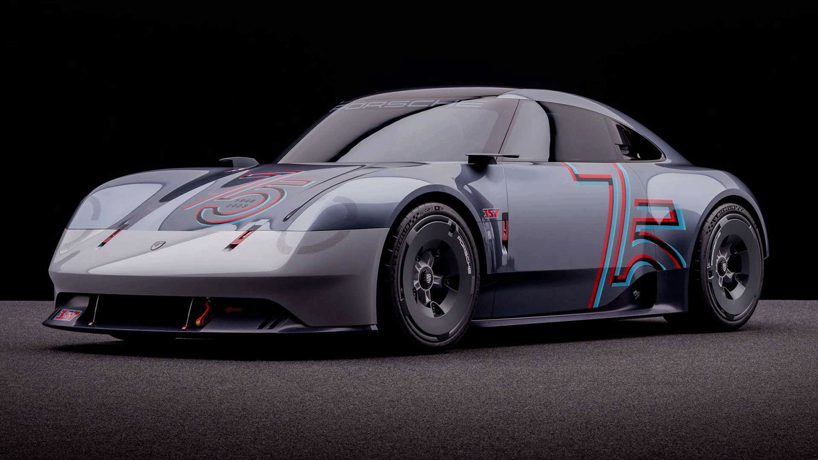 Η Vision 357 γιορτάζει τα 75α γενέθλια της Porsche!