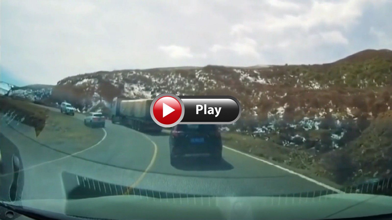 VIDEO: Προσπέραση στην ανηφόρα στο βουνό, πάει;