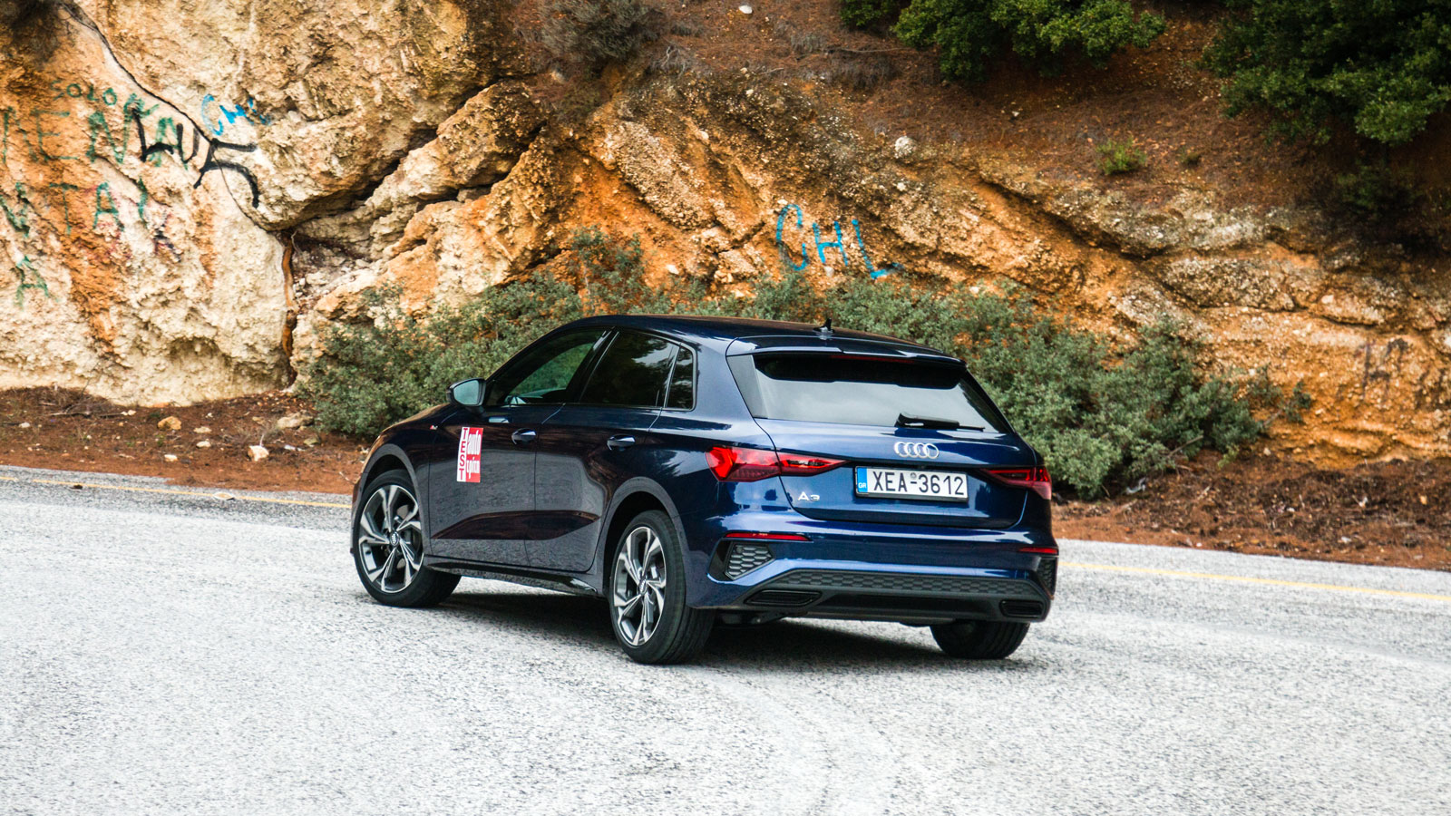 Συνδυάζοντας τον δυναμικό κινητήρα με πίσω ανάρτηση πολλαπλών συνδέσμων, το νέο Α3 Sportback σε εμπνέει να οδηγήσεις γρήγορα ειδικά έχοντας επιλεγμένη