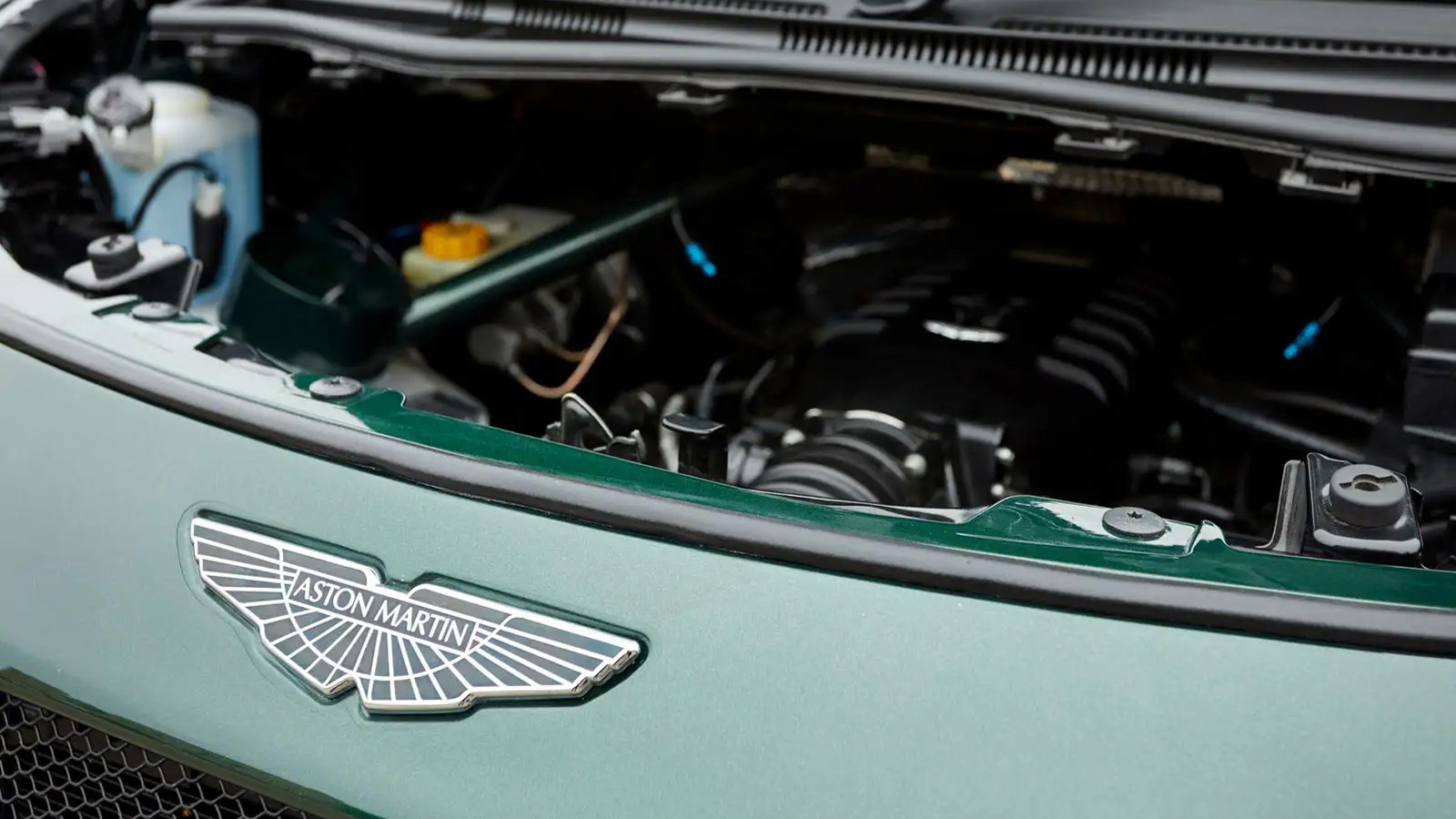 Η Aston Martin που ήταν... «Toyota»