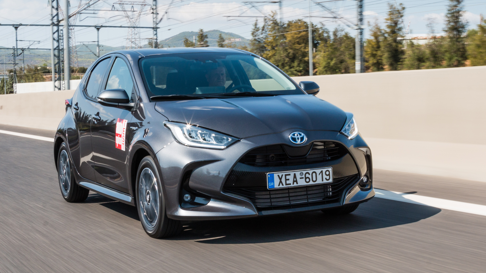 Μίνι Toyota Aygo X ή το μεγαλύτερο Yaris;