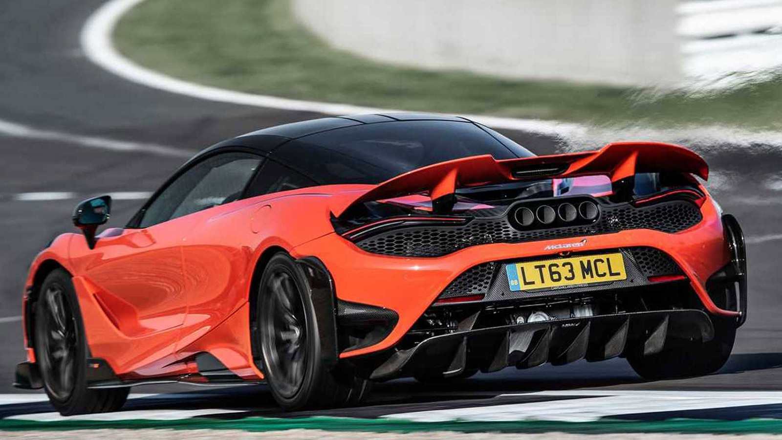 Η McLaren 765LT ανακλήθηκε γιατί ξεκολλούν τα πίσω παράθυρα!  