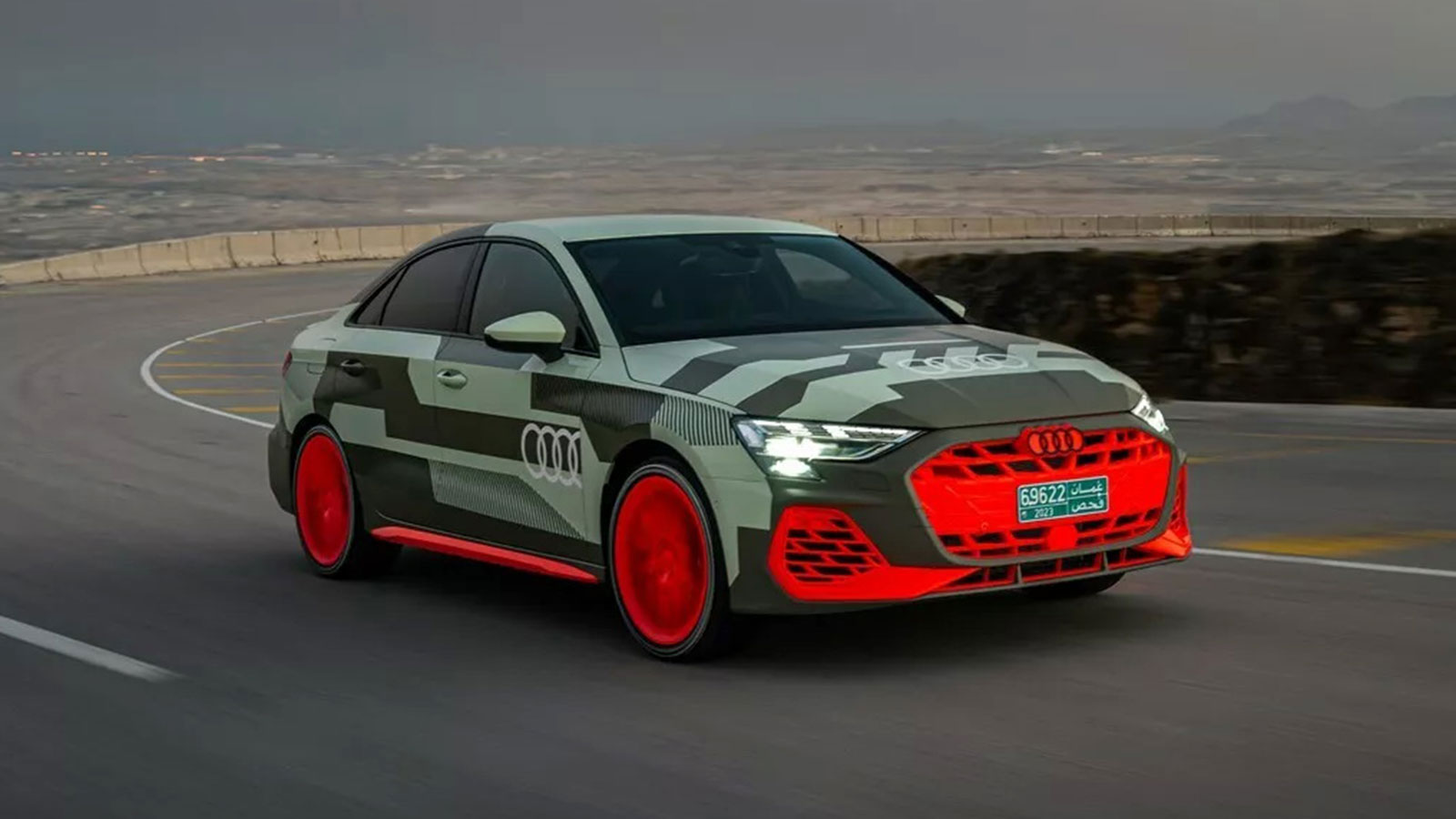 Το ανανεωμένο Audi S3 έρχεται πιο αγριεμένο από ποτέ με 333 άλογα!