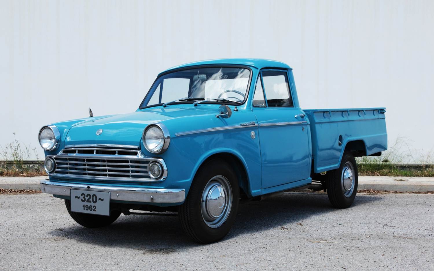 Το αρχαιότεροDatsun στην Ελλάδα και το αρχαιότερο στην Ευρώπη. Από την Συλλογή Ιστορικών Μοντέλων της Νικ. Ι. Θεοχαράκης Α.Ε. Το DatsunPickup 320 διατ