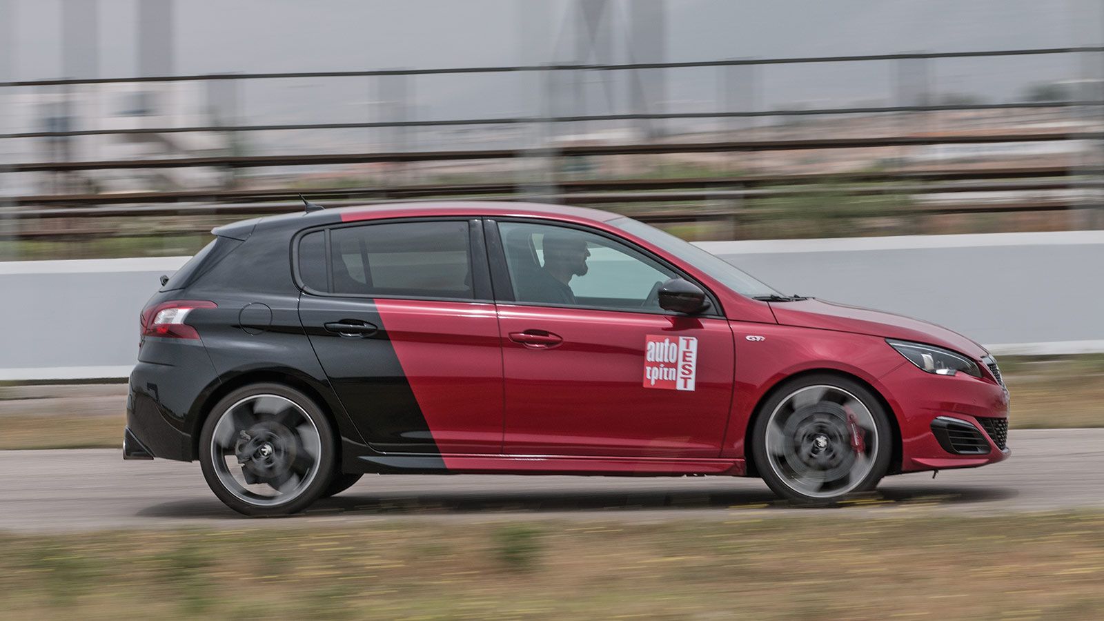Μεταχειρισμένοι πύραυλοι: Hyundai i30 N VS Peugeot 308 GTI