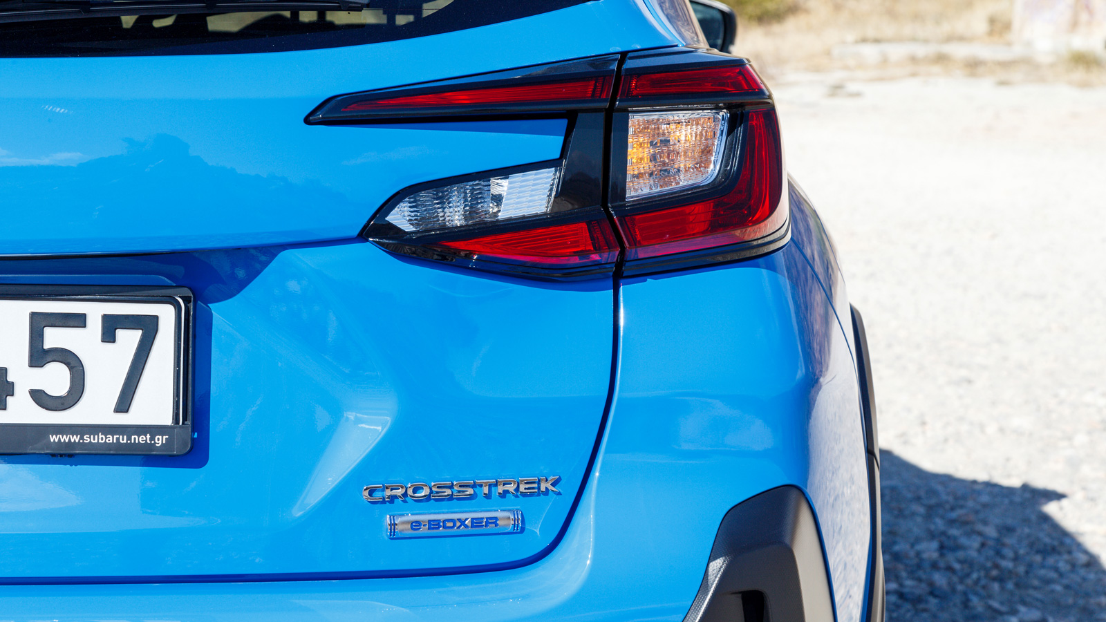 Το σουλούπι του Subaru Crosstrek δεν ξεφεύγει από αυτό του προκατόχου XV, αν και τα περισσότερα στοιχεία είναι νέα έχοντας όμως ακολουθήσει μια εξελικ