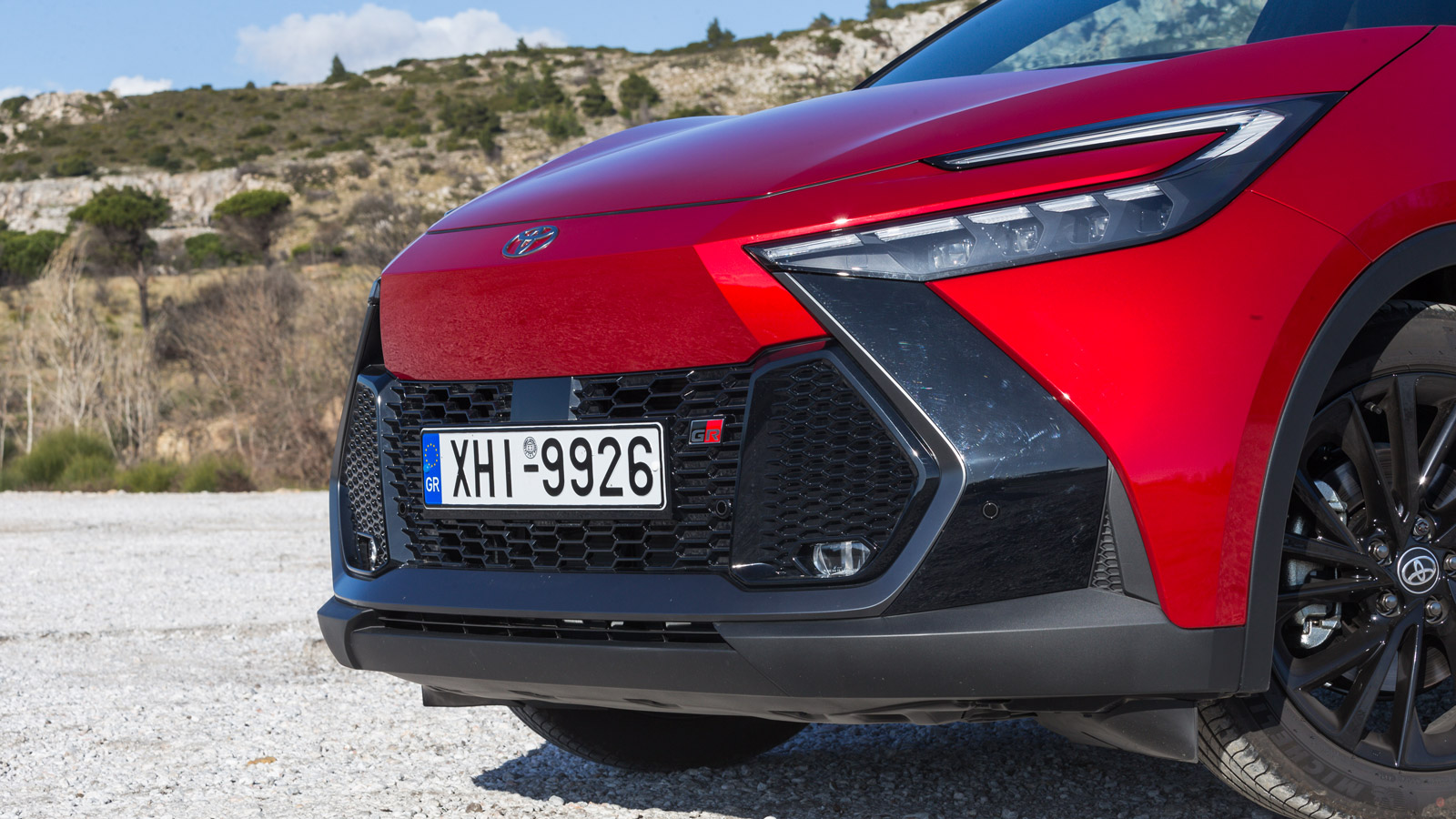 Δοκιμή: Toyota C-HR με 197 PS - Με επιδόσεις GTi & κατανάλωση scooter