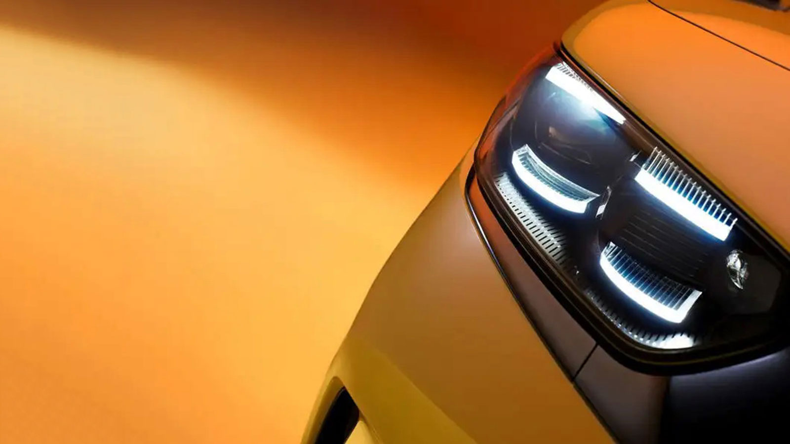 Ο Ερίκ Καντονά επιβεβαίωσε την επιστροφή του Capri σε βίντεο της Ford!