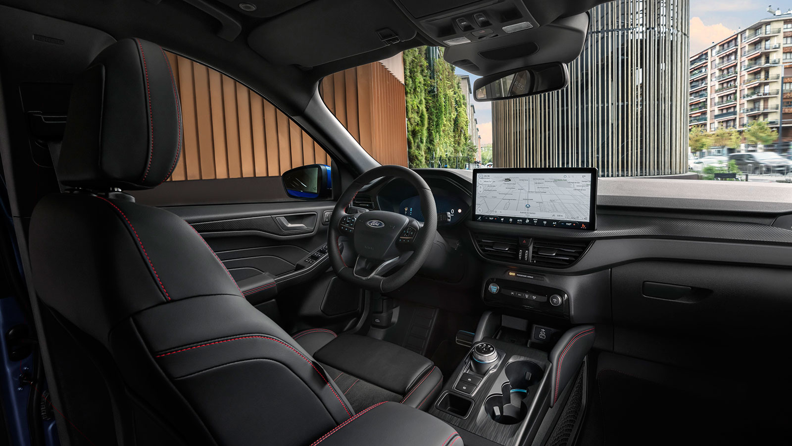 Το ανανεωμένο Ford Kuga μπήκε στις εκθέσεις της Ελλάδας