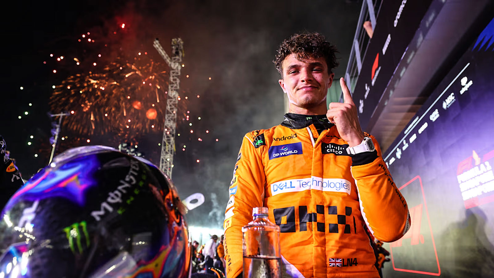 GP Σιγκαπούρης 2024: Κυριαρχία στη Marina Bay για τον Lando Norris 