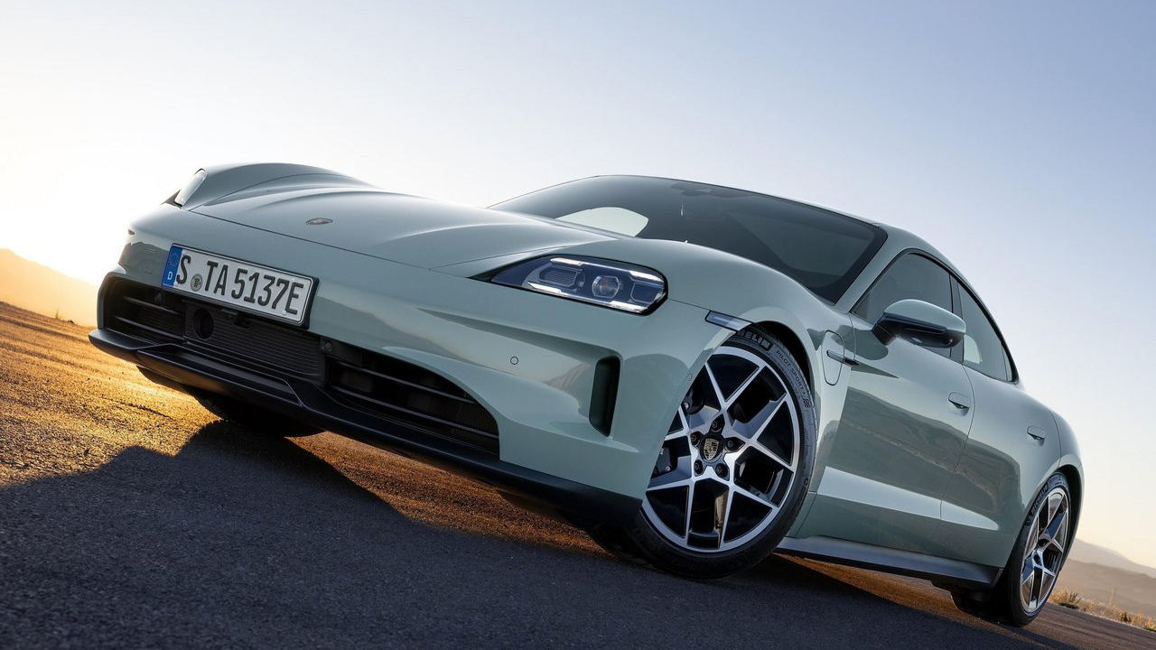 Η Porsche ανακαλεί την Taycan λόγω προβλήματος στα φρένα