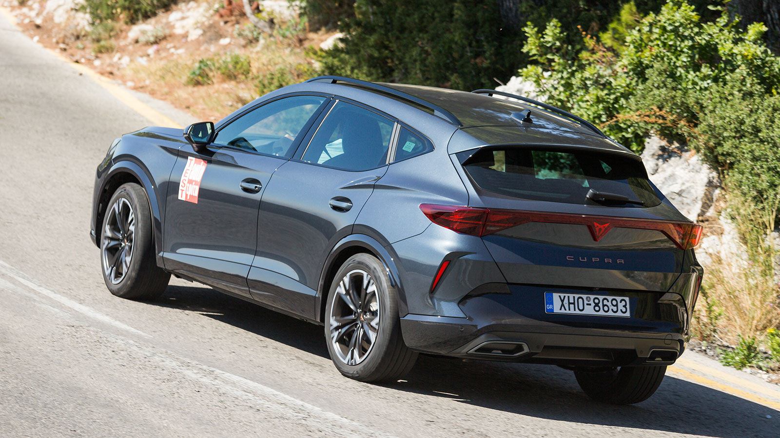 Η ήπια υβριδική τεχνολογία έριξε την κατανάλωση στο Formentor κατά μισό λίτρο
