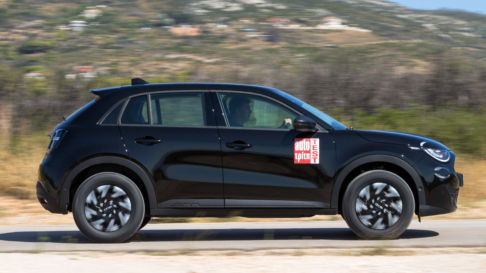 Το 600 είναι αρκετά οικονομικό εντός πόλης, καταναλώνοντας 6,3 λτ./100 χλμ..
Εξίσου σημαντικό είναι πως η χαμηλή κατανάλωση δεν έρχεται εις βάρος των