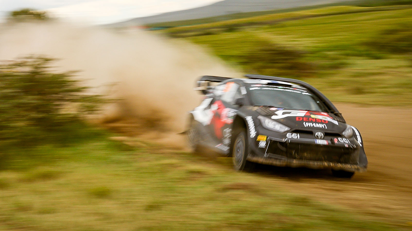 WRC Safari: Κάνει άνετο safari στην Κένυα ο Rovanpera