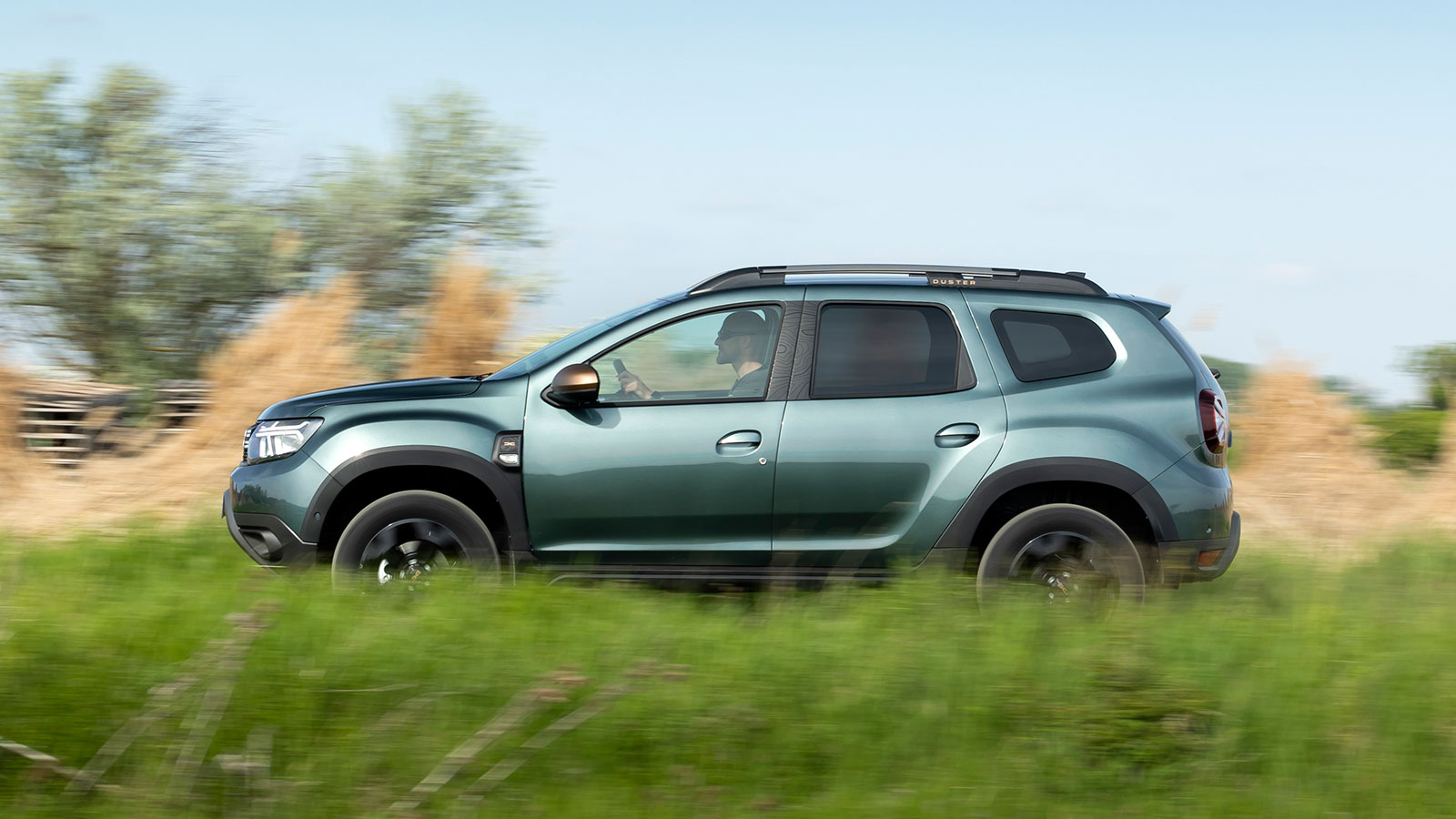 Ο γνώριμος 1.500άρης diesel κινητήρας του Duster «αρπάζει» από χαμηλά και έχει ελαστικότητα. Στην πόλη η κατανάλωση είναι αυξημένη στα 7,5 λτ./100 χλμ