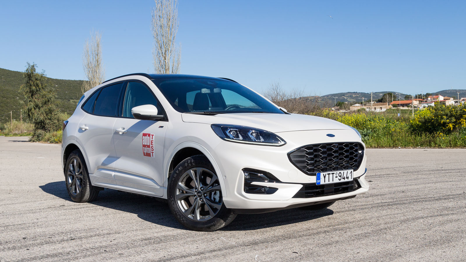 Είναι χαρακτηριστικές οι σπορτίφ πινελιές της έκδοσης ST-Line στο προ-facelift Ford Kuga.