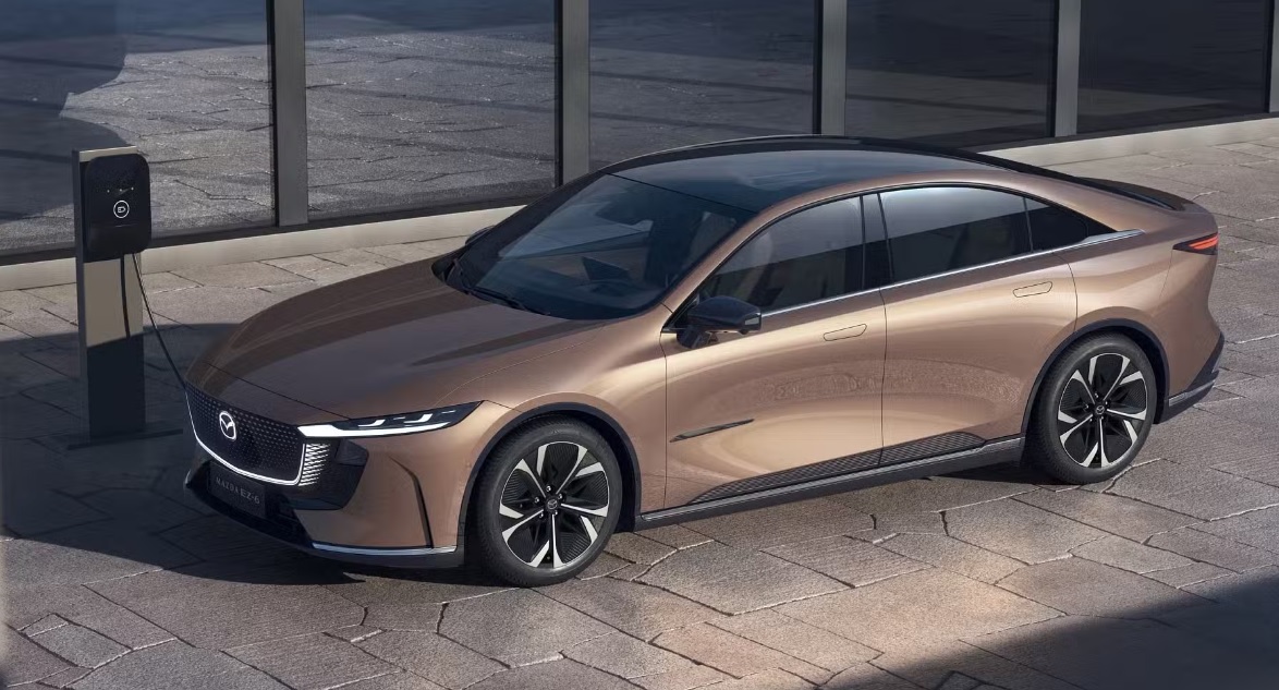 Νέο Mazda EZ-6: Ηλεκτρικό και Plug-in με έως 1.000 χλμ. αυτονομία