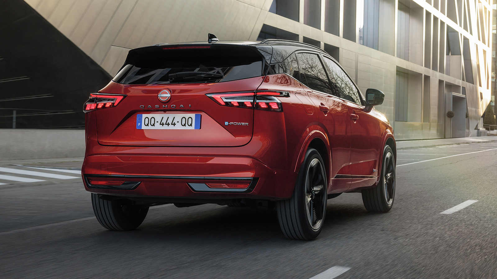 Ανανεωμένο Nissan Qashqai - Τιμές και εξοπλισμός στην Ελλάδα
