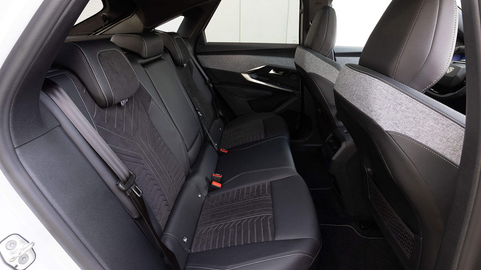 Οι τιμές για το νέο Peugeot 3008 στην Ελλάδα - Hybrid από 36.900 ευρώ