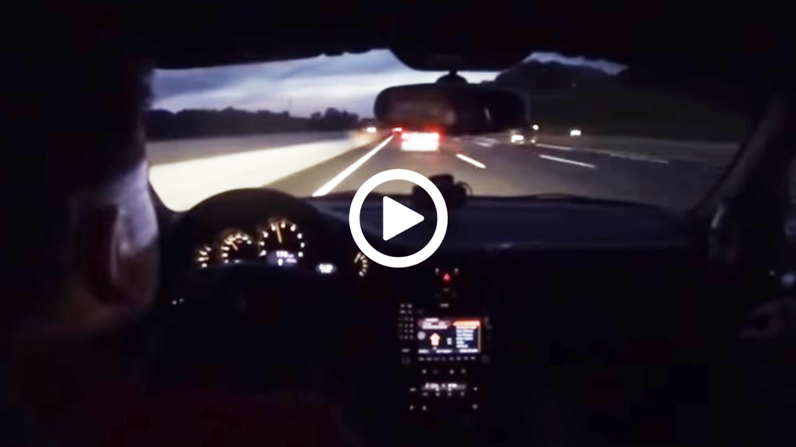 Του έσκασε το λάστιχο στα 332 km/h με Porsche 911 GT2