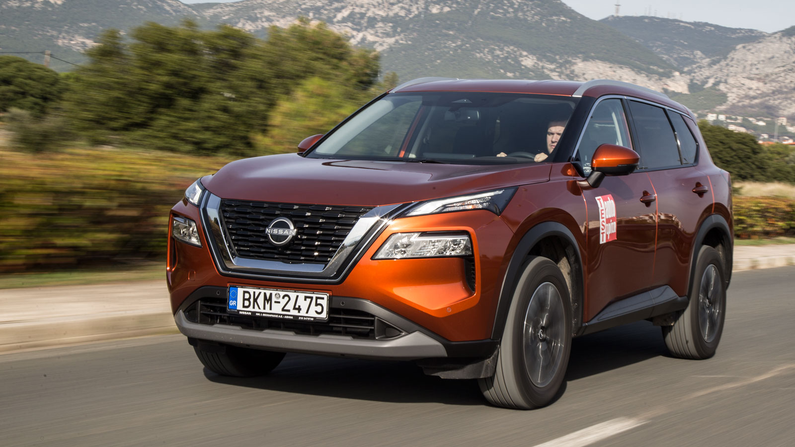 Το σύστημα e-4ORCE του 4κίνητου Nissan X-Trail αντιδρά έως και 10.000 φορές το δευτερόλεπτο, πολύ πιο γρήγορα από τα παραδοσιακά μηχανικά συστήματα, π