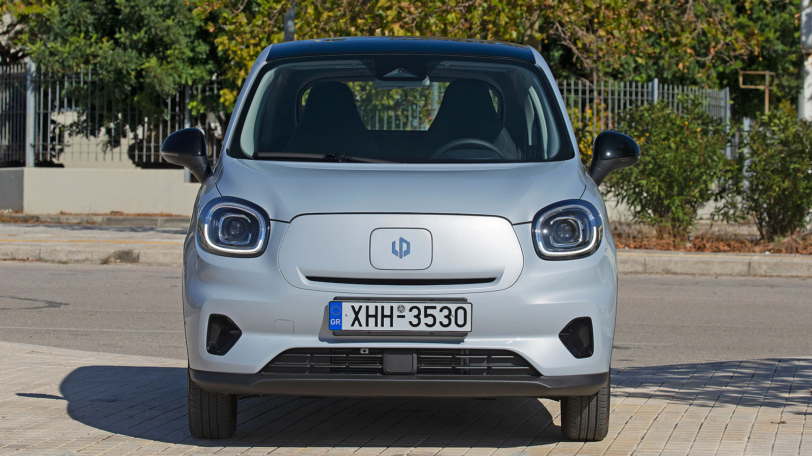 Η τιμή αγοράς του Leapmotor T03 είναι 15.844 ευρώ, τιμή που είναι χαμηλότερη ακόμα και από μοντέλα βενζίνης και παράλληλα είναι το φθηνότερο αυτόματο 