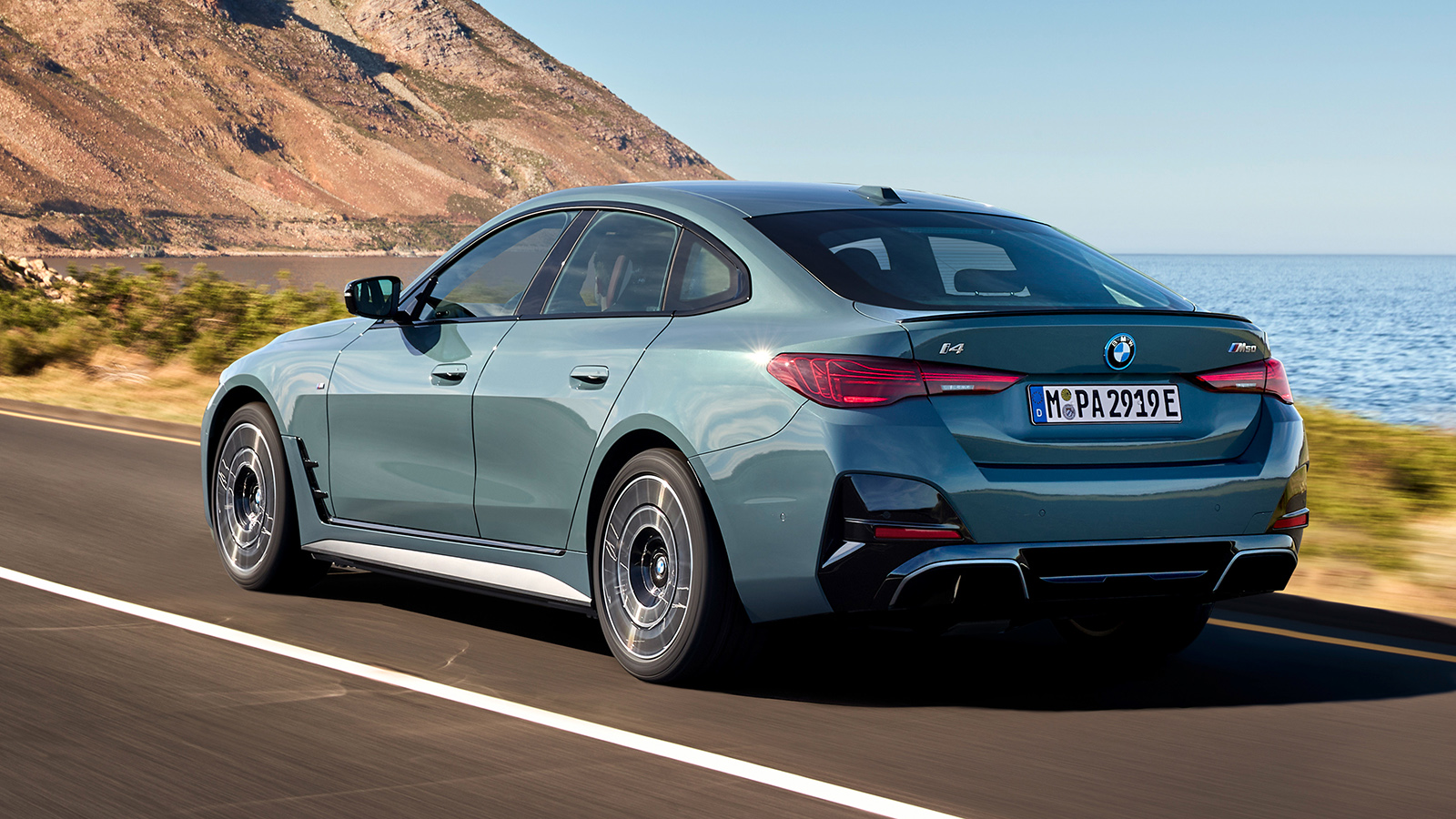 Ντεμπούτο για τις ανανεωμένες BMW Σειρά 4 Gran Coupe & BMW i4