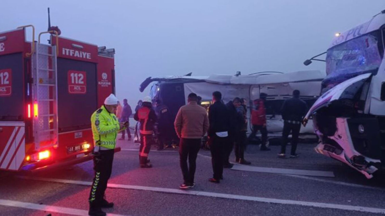 Τουρκία: 4 νεκροί από σύγκρουση φορτηγού με λεωφορείο