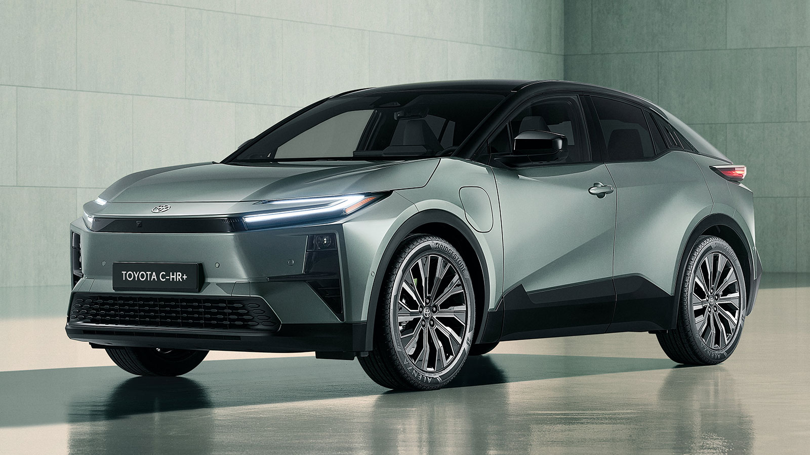 Νέο Toyota C-HR+: Το best seller SUV έγινε ηλεκτρικό