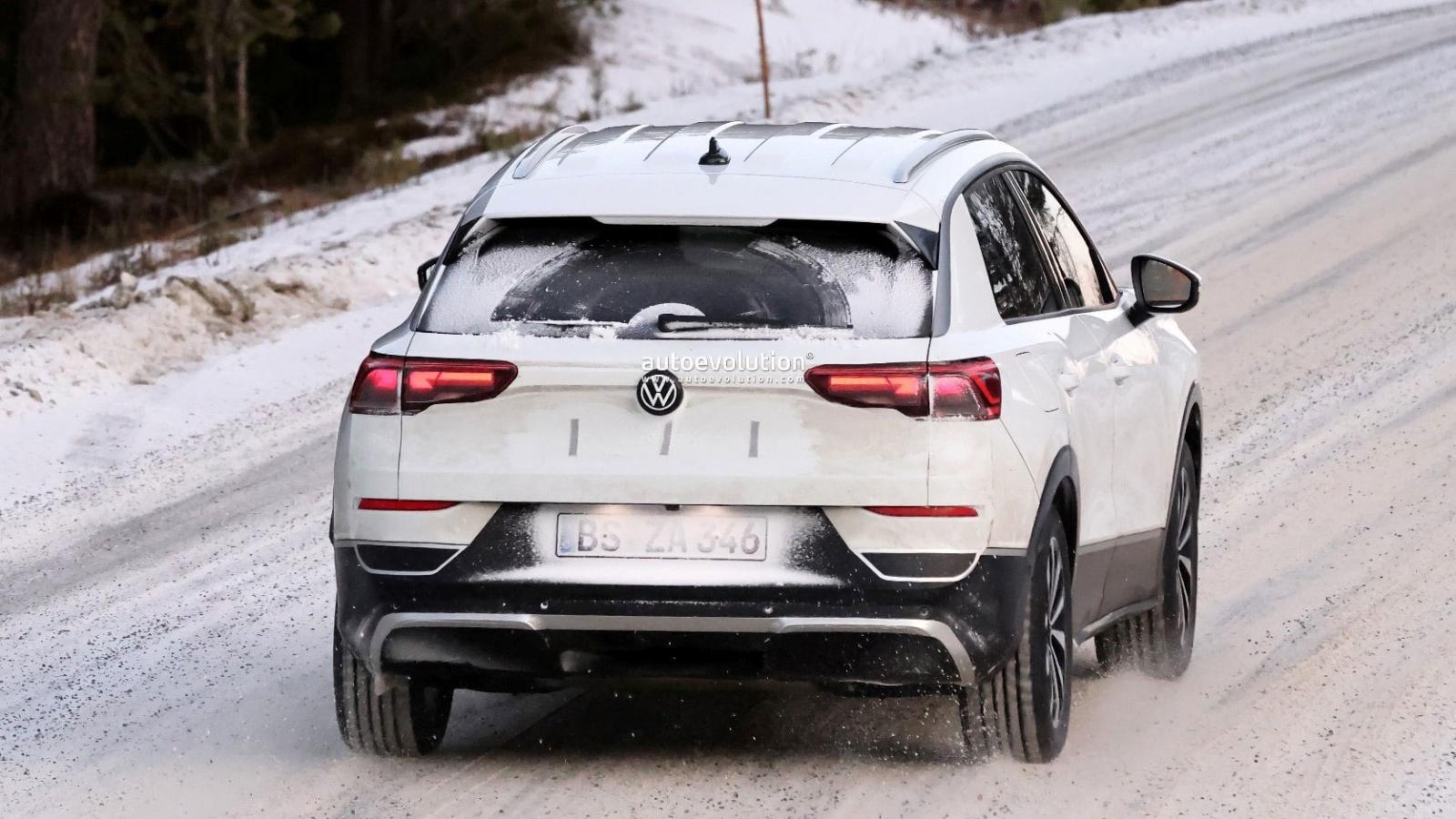 Έρχεται νέο Volkswagen T-Roc Hybrid που θα πηγαίνει και ηλεκτρικά