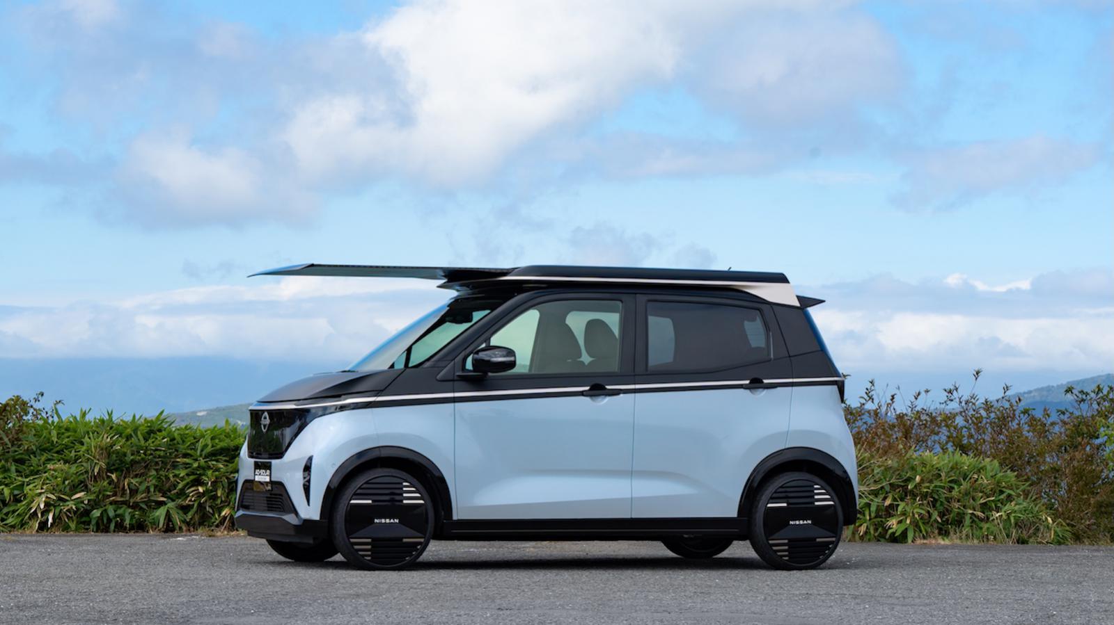 Nissan Sakura: Κάνει 3.000 χλμ. τον χρόνο μόνο με ηλιακή ενέργεια!