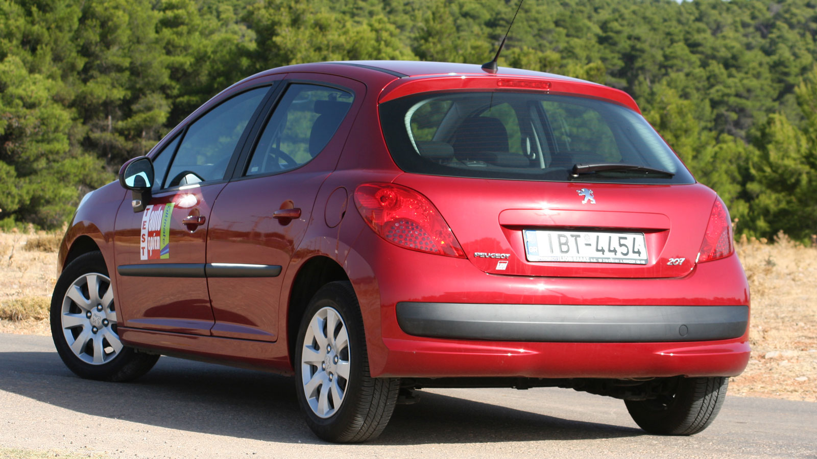 Συγκριτικό μεταχειρισμένων: Peugeot 207 VS VW Polo MK5