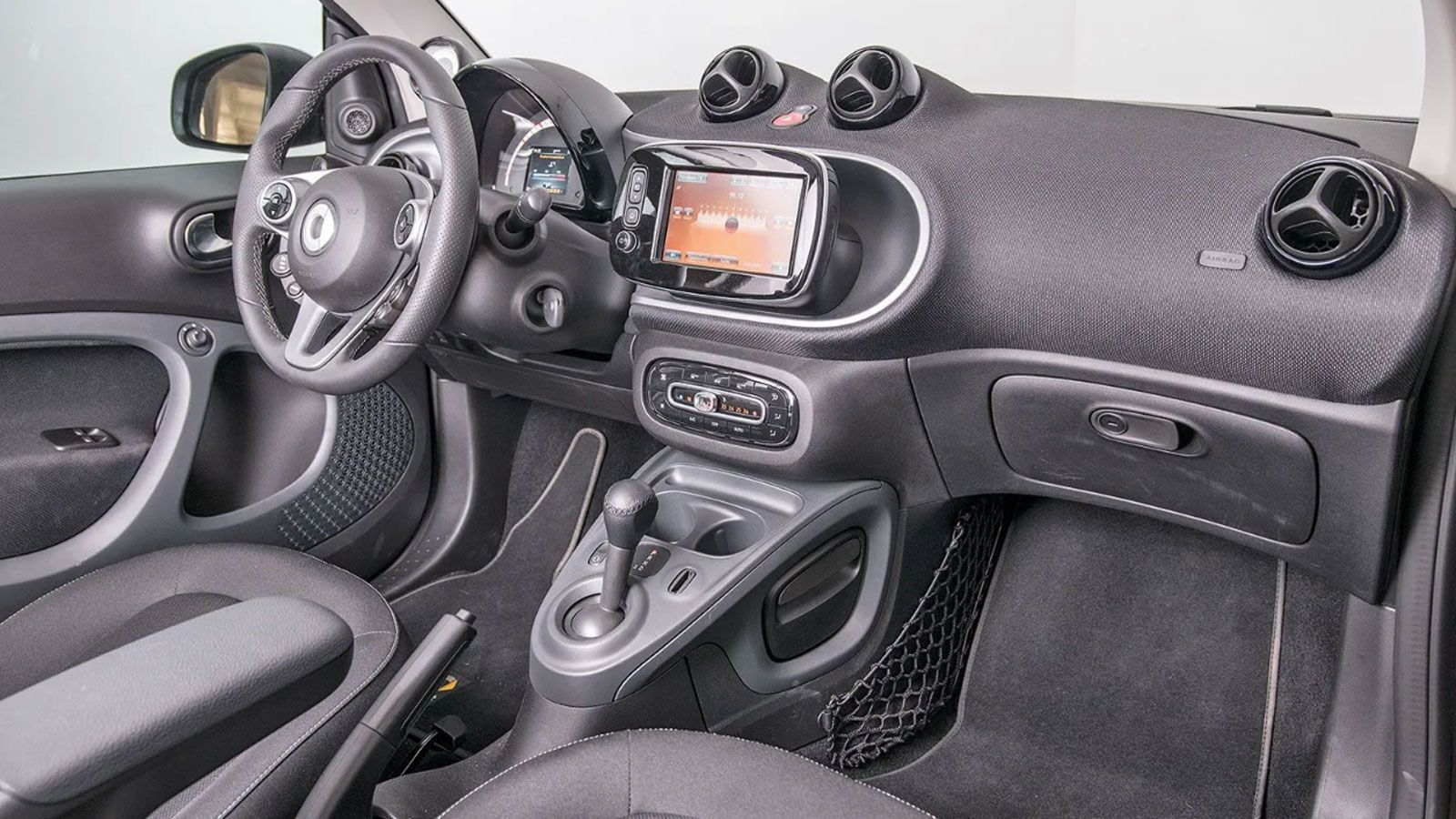 Το εσωτερικό του smart fortwo