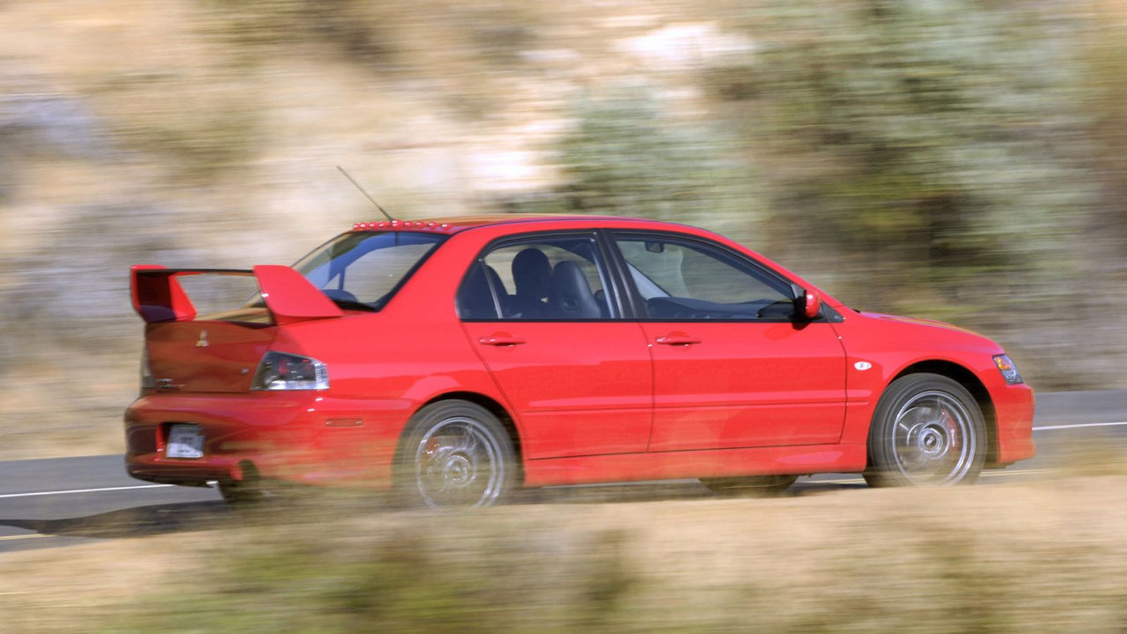 Το Mitsubishi Lancer Evo IX από πίσω-γωνία