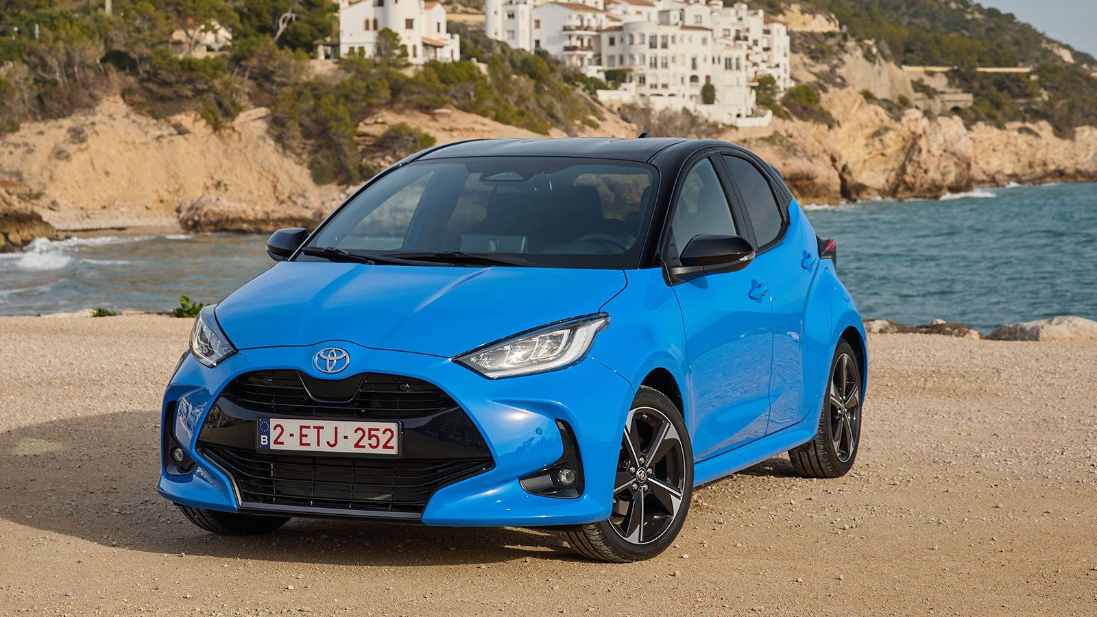 Μπροστινή φωτογραφία του Toyota Yaris.
