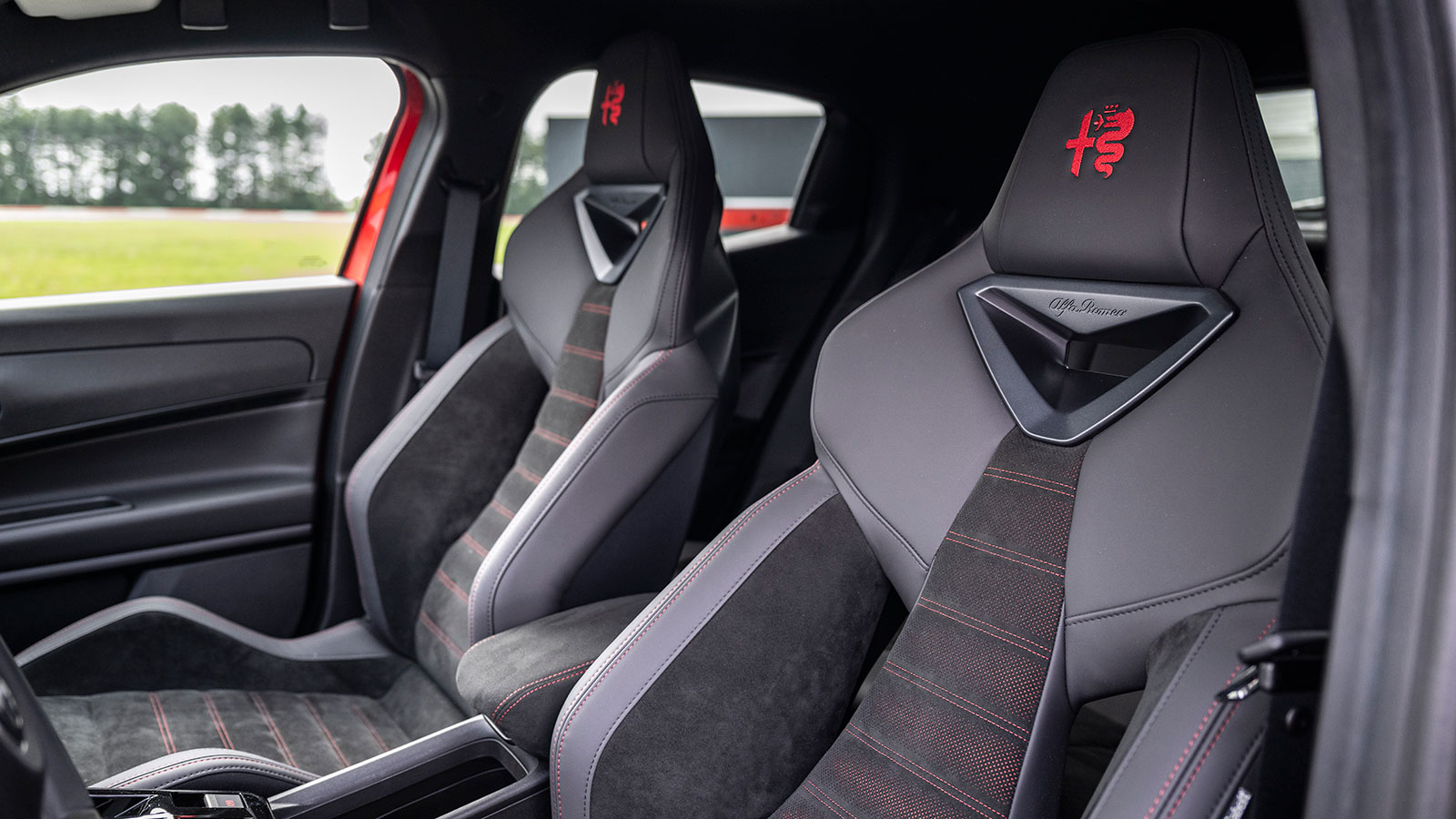 Alfa Romeo Junior: 5 μυστικά για το μικρό SUV των Ιταλών