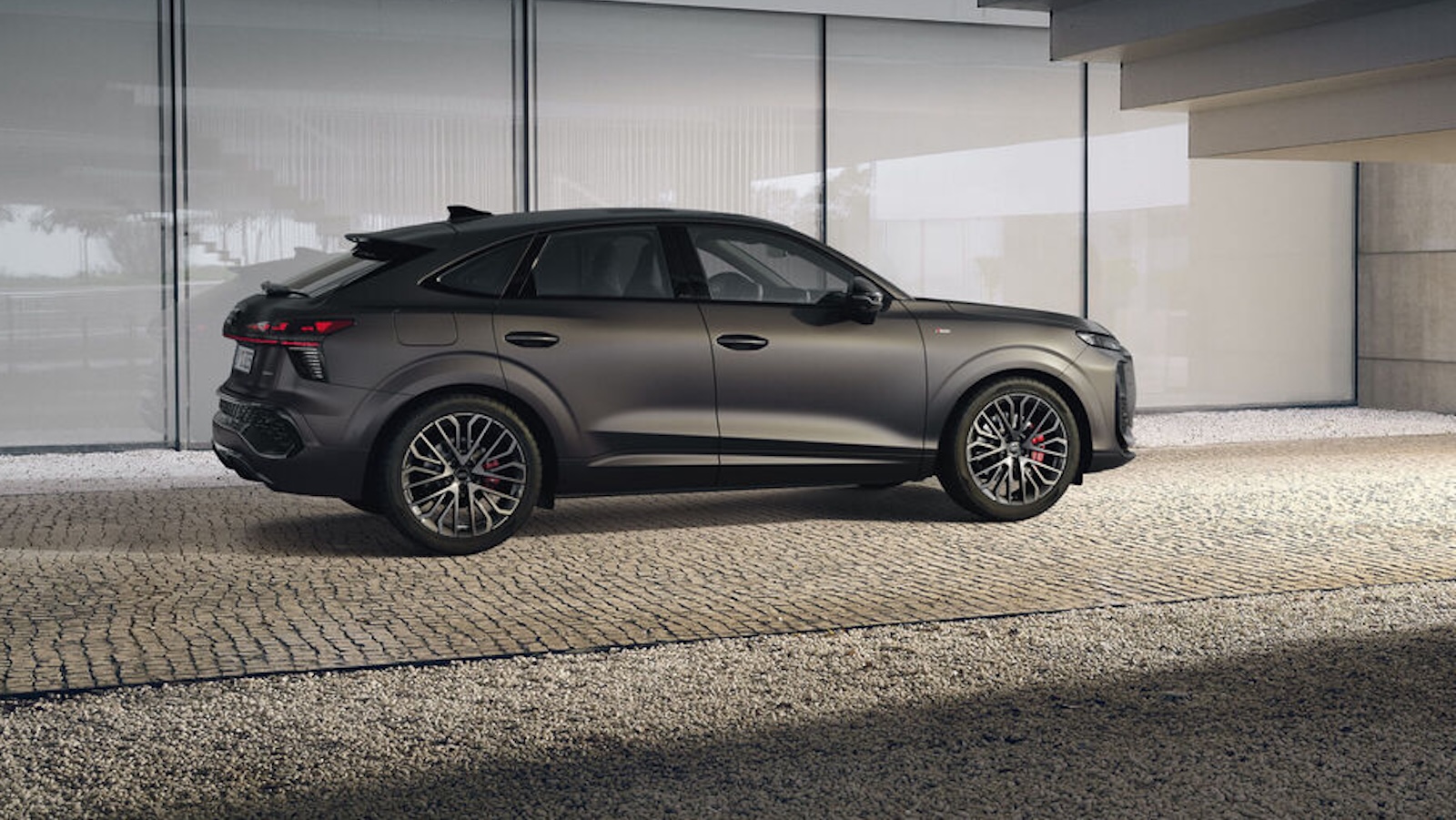 Επίσημο: Νέο Audi Q3 Sportback με coupe στιλ
