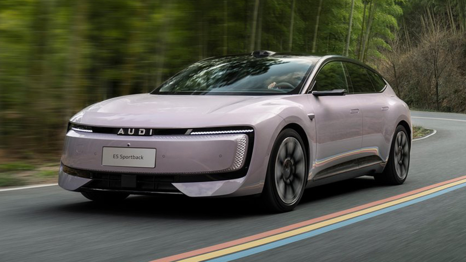 Προτιμά τα ηλεκτρικά από τα βενζινοκίνητα ο CEO της Audi