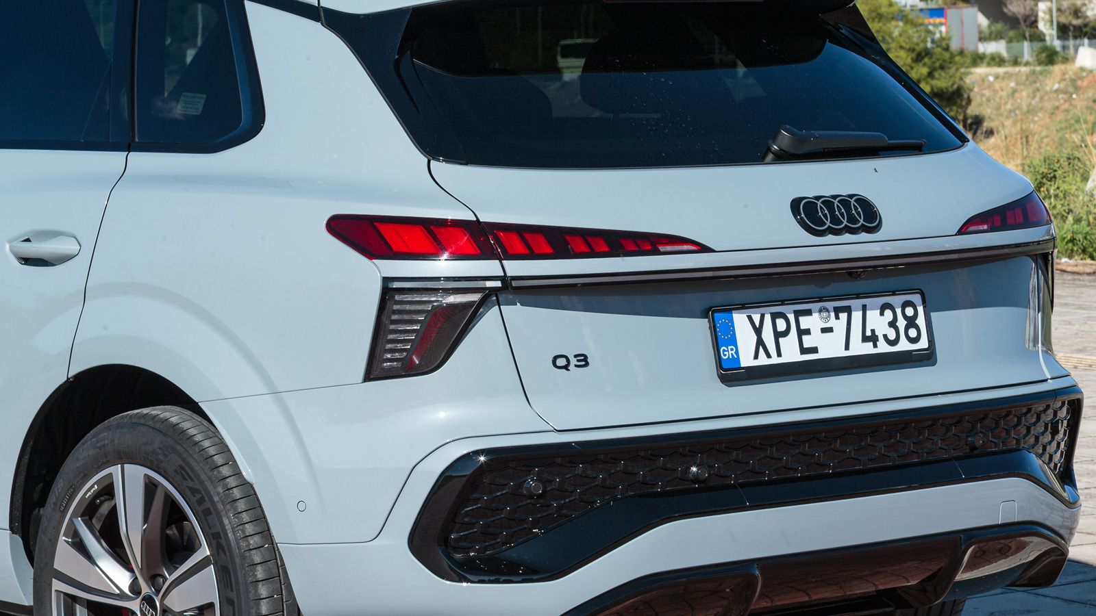 Εκτός από προσωπικότητα, η νέα σχεδίαση χάρισε το τρίτης γενιάς Audi Q3 και καλύτερη αεροδυναμική με το σχετικό συντελεστή να πέφτει από το 0,34 στο 0