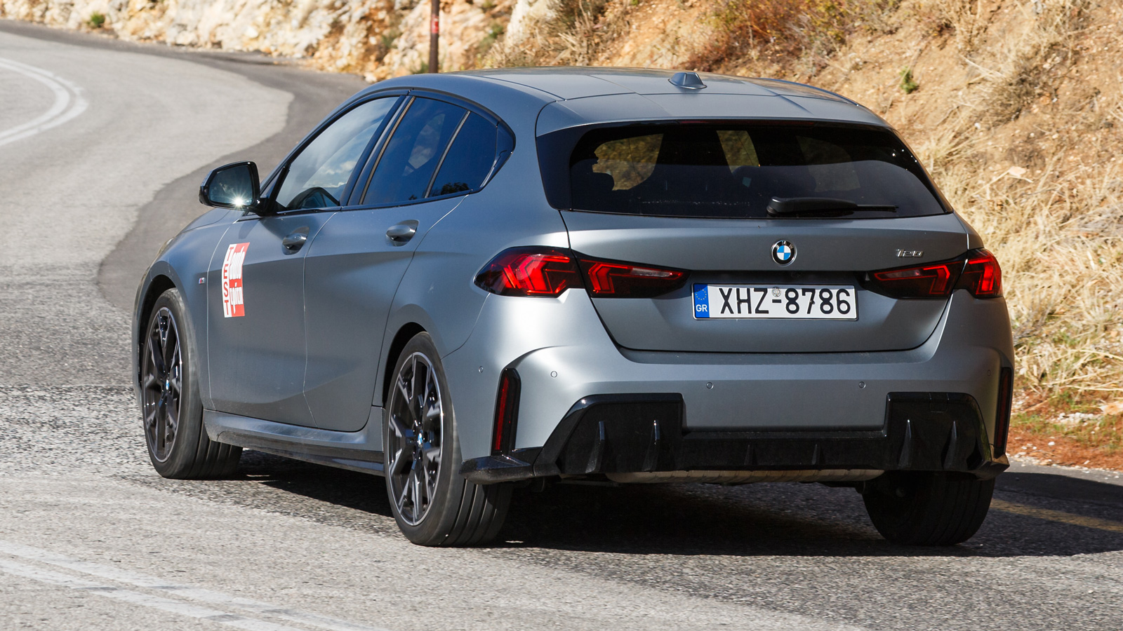 Δοκιμή: BMW 120 -Premium οικογενειακό με 170 άλογα & σπορ αίσθηση