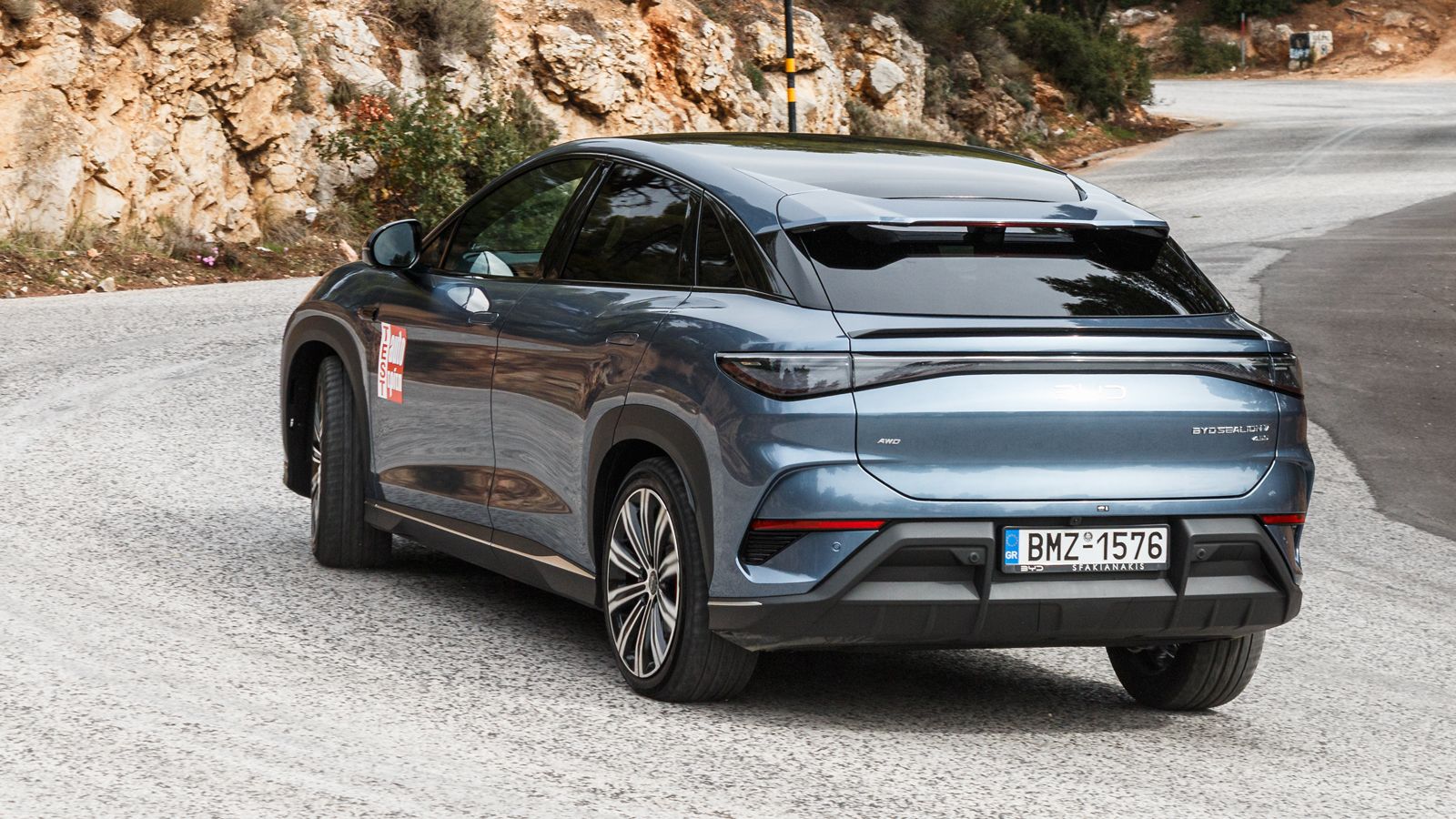 Η πίσω όψη του BYD Sealion 7