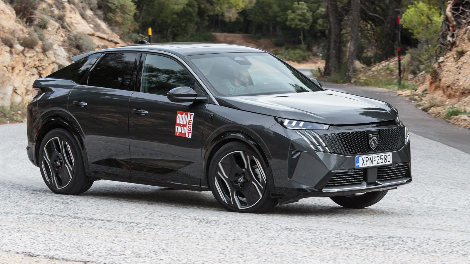 H ηλεκτρική τετρακίνηση απογειώνει την πρόσφυση με το σύνολο να είναι πεισματικά ουδέτερο στην πίεση, ακόμα και όταν οι καιρικές συνθήκες δεν είναι ιδ