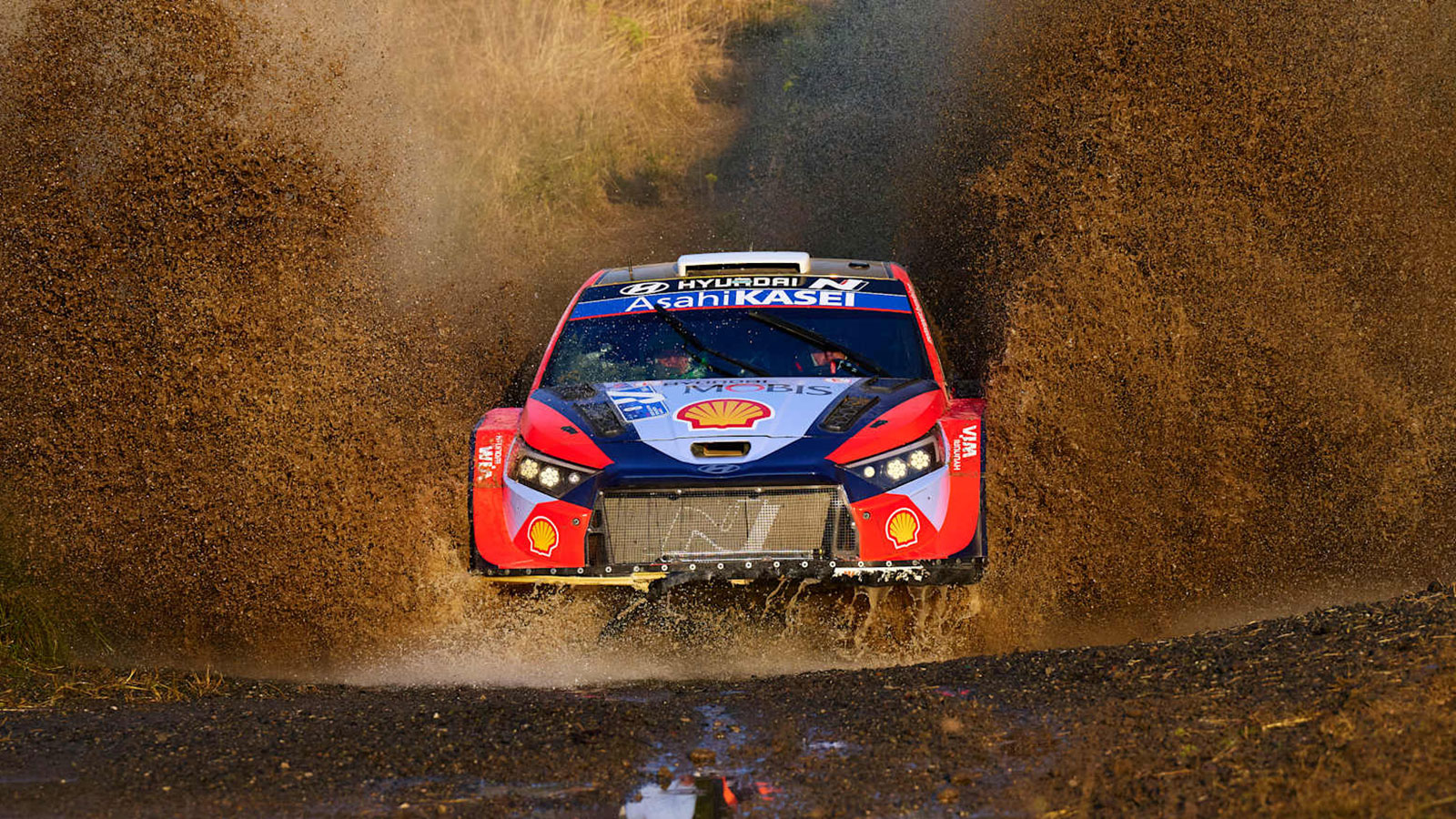 ΕΚΟ Ράλλυ Ακρόπολις 2025: Πρωτοπόρος ο Tanak μετά από 10 ειδικές