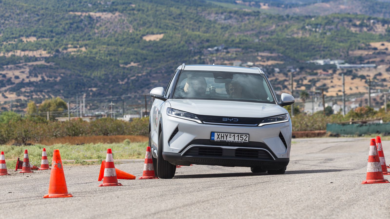 To ηλεκτρικό BYD Atto 2 στο Elk Test -Ούτε ενθουσίασε, ούτε απογοήτευσε 